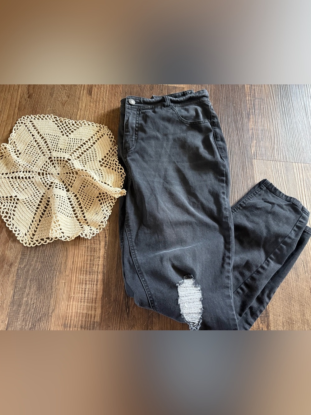 Lisa Rinna Collection Black Jeans Skinny Straight with Destructed Knees 18W QVC